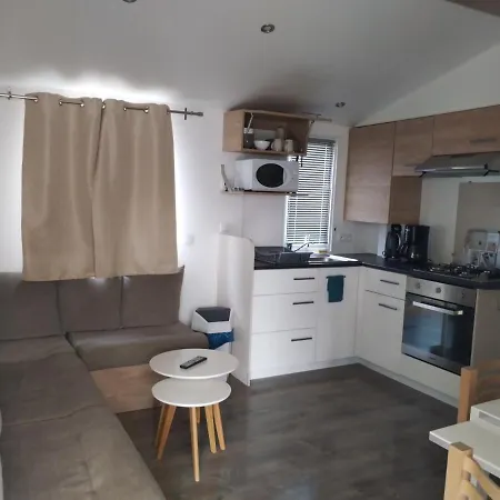 Campsite Les Sables Du Midi Serignan